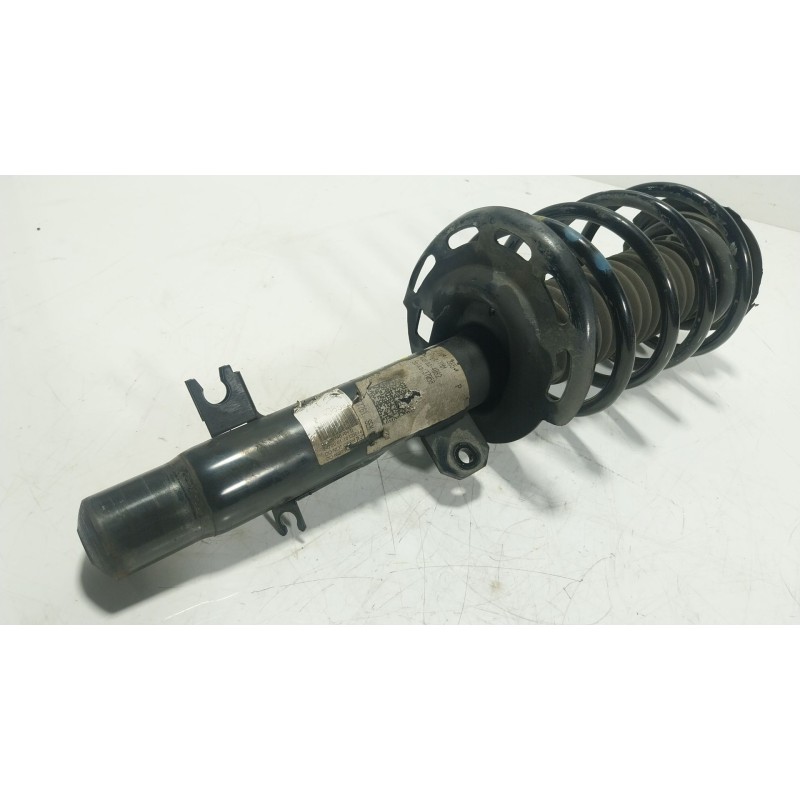 Recambio de amortiguador delantero derecho para citroën c3 iii (sx) 1.5 bluehdi 100 (sxyhyp, sxyhtu) referencia OEM IAM 98274885