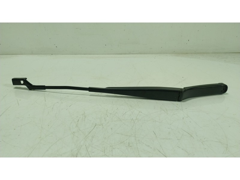 Recambio de brazo limpia delantero izquierdo para volkswagen caddy v furgoneta/monovolumen (sba, sbh) 2.0 tdi bmt referencia OEM