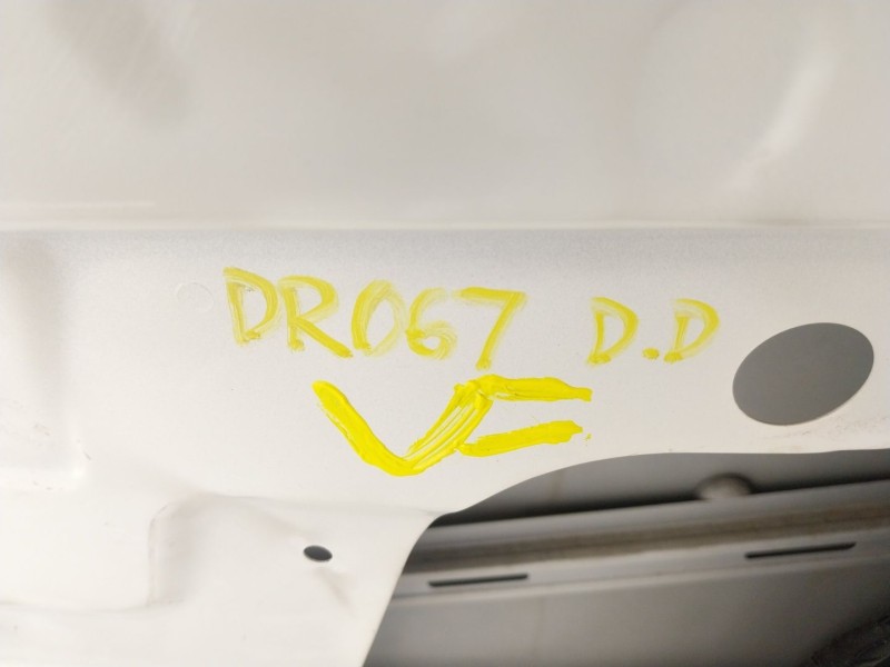 Recambio de puerta delantera derecha para ssangyong korando (ck) 2.0 e-xdi referencia OEM IAM   