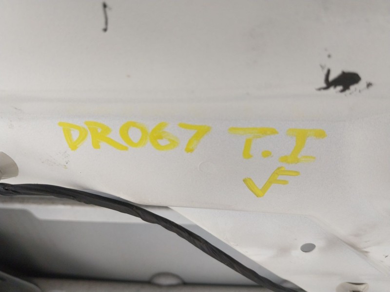 Recambio de puerta trasera izquierda para ssangyong korando (ck) 2.0 e-xdi referencia OEM IAM   