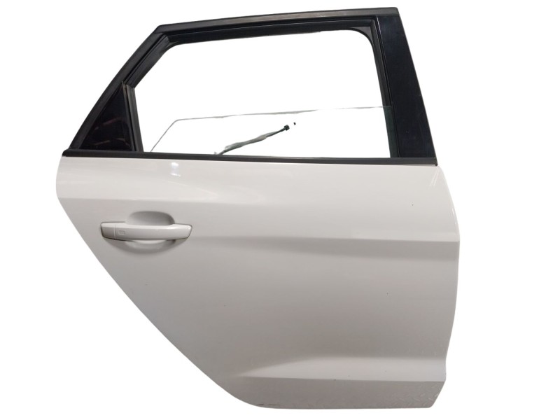 Recambio de puerta trasera derecha para audi a1 sportback (gba) 25 tfsi referencia OEM IAM 82G833052  