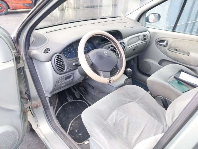 renault megane scénic (ja0/1_) del año 2002