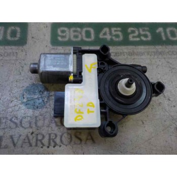 MOTOR ELEVALUNAS TRASERO DERECHO 5Q0959408 5Q0959408 0130822694