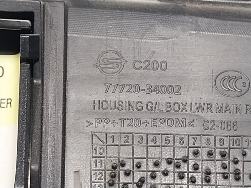 Recambio de guantera para ssangyong korando (ck) 2.2 xdi referencia OEM IAM  7772034002 