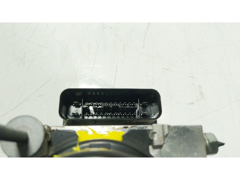 Recambio de abs para toyota yaris (_p13_) 1.5 (nsp131_) referencia OEM IAM 440500D820 445400D280 