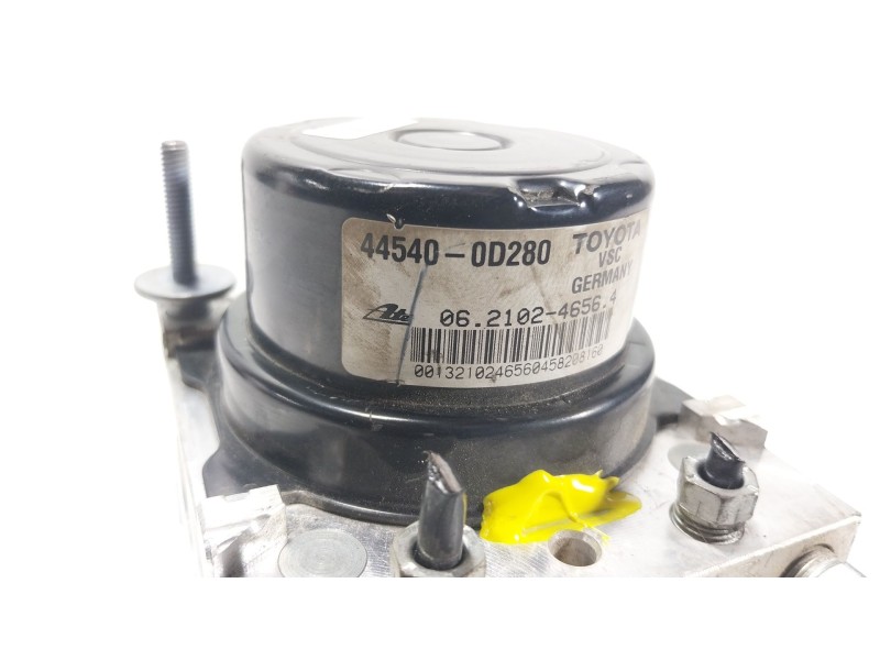 Recambio de abs para toyota yaris (_p13_) 1.5 (nsp131_) referencia OEM IAM 440500D820 445400D280 
