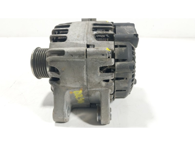 Recambio de alternador para peugeot partner tepee 1.2 thp referencia OEM IAM  9818677980 