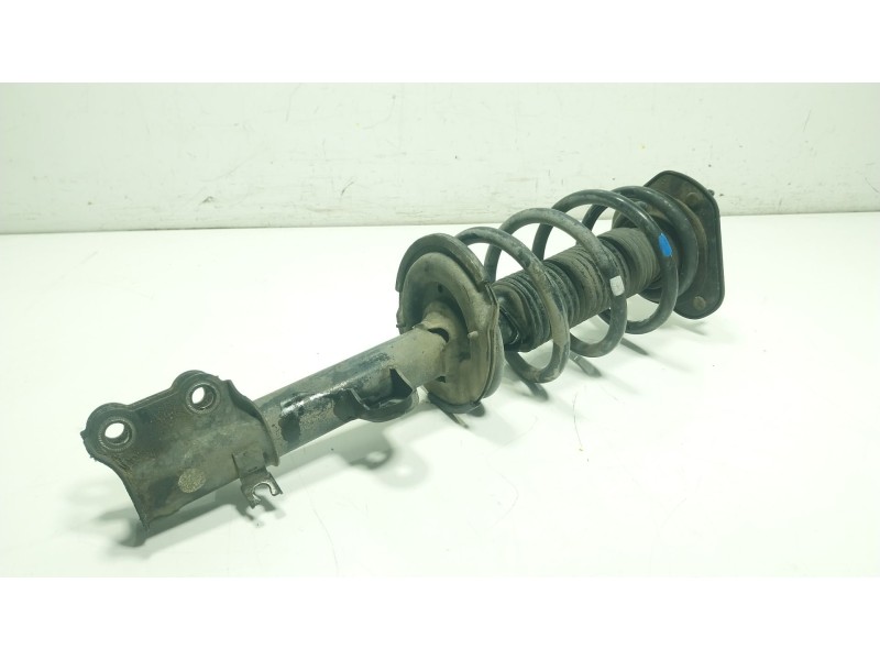 Recambio de amortiguador delantero izquierdo para ssangyong korando (ck) 2.0 e-xdi referencia OEM IAM   