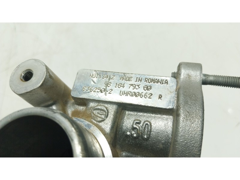 Recambio de turbocompresor para peugeot partner tepee 1.2 thp referencia OEM IAM  9818479380 