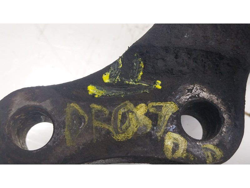 Recambio de mangueta delantera derecha para ssangyong korando (ck) 2.0 e-xdi referencia OEM IAM   