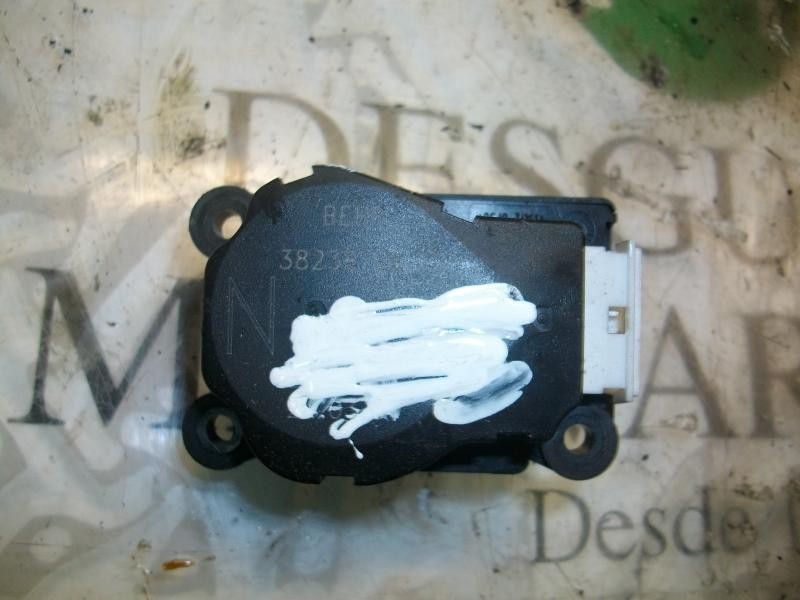 Recambio de motor apertura trampillas climatizador para peugeot 307 (s1) xr referencia OEM IAM   