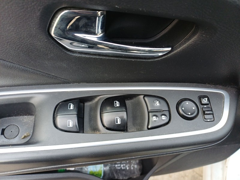 nissan micra v (k14) del año 2019