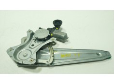 Recambio de elevalunas trasero izquierdo para toyota yaris (_p13_) 1.5 (nsp131_) referencia OEM IAM 698400D220  