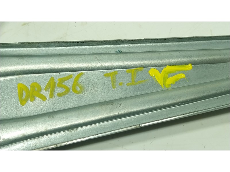 Recambio de elevalunas trasero izquierdo para toyota yaris (_p13_) 1.5 (nsp131_) referencia OEM IAM 698400D220  