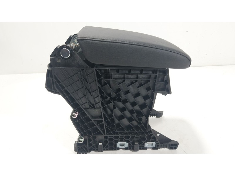 Recambio de apoyabrazos central para seat tarraco (kn2) 2.0 tdi referencia OEM IAM 5TA864207B 5NA863319A 