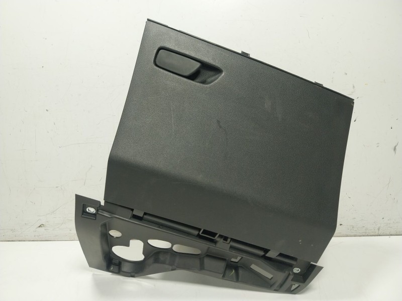 Recambio de guantera para audi a1 sportback (gba) 25 tfsi referencia OEM IAM 82B857035  