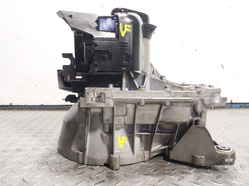 Recambio de caja cambios para ford focus iii 1.0 ecoboost referencia OEM IAM 2057783 CV6R7002BBE 