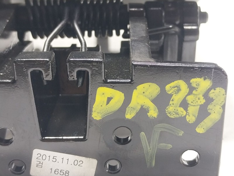 Recambio de apoyabrazos central para ssangyong korando (ck) 2.2 xdi referencia OEM IAM   