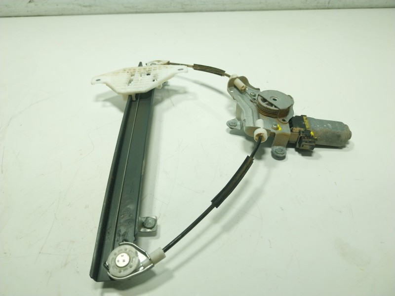 Recambio de elevalunas trasero izquierdo para ssangyong korando (ck) 2.2 xdi referencia OEM IAM   