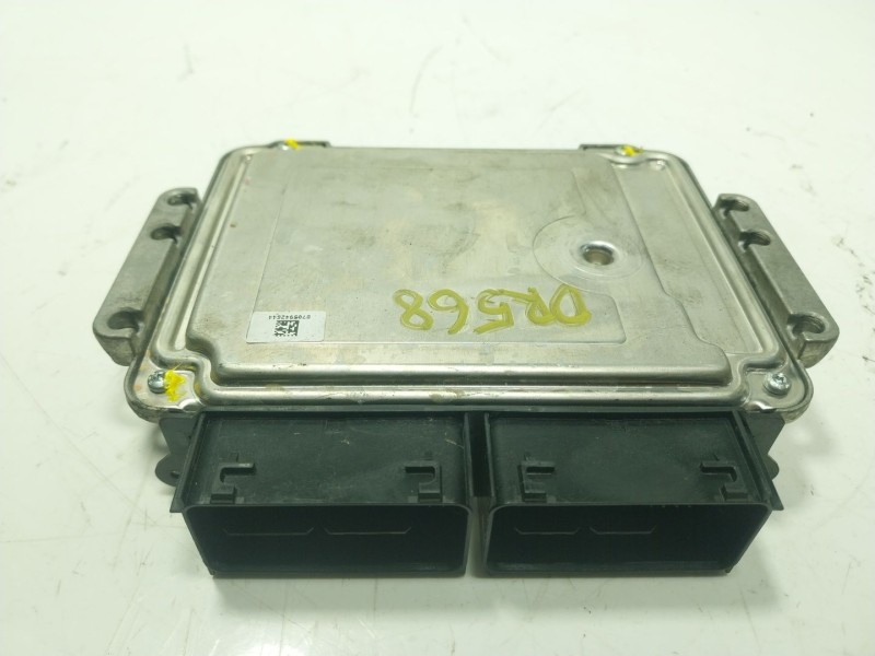 Recambio de centralita motor uce para ford focus iii 1.0 ecoboost referencia OEM IAM 2013029 CV6112A650ANG 