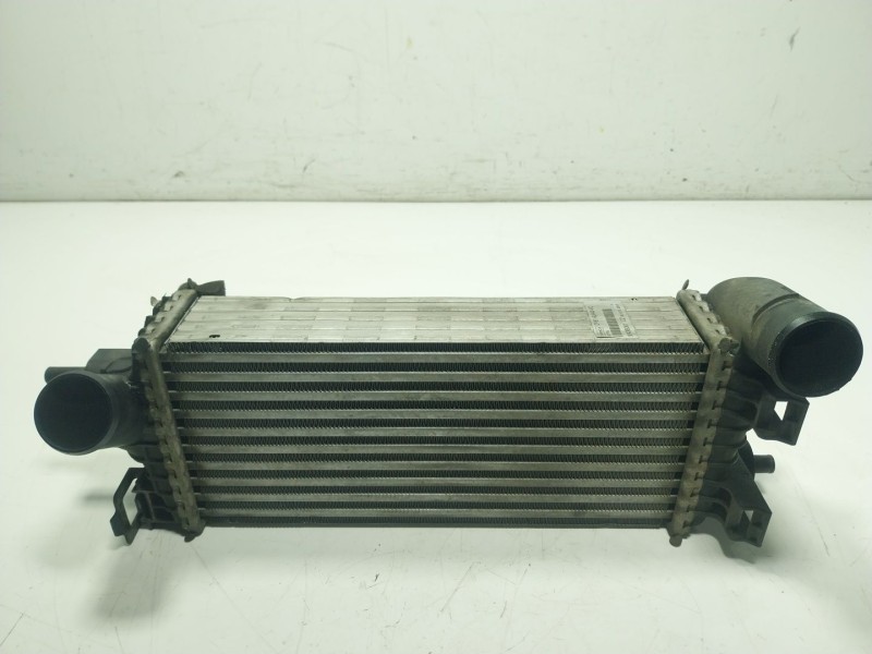 Recambio de intercooler para ford focus iii 1.0 ecoboost referencia OEM IAM 2026747 CV619L440VC 