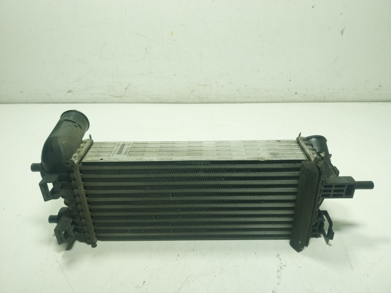 Recambio de intercooler para ford focus iii 1.0 ecoboost referencia OEM IAM 2026747 CV619L440VC 