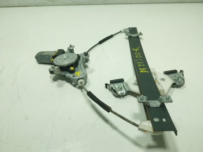 Recambio de elevalunas delantero derecho para ssangyong korando (ck) 2.2 xdi referencia OEM IAM  98820CZ010 