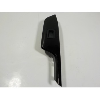 MANDO ELEVALUNAS DELANTERO DERECHO 8481002240 3541H271D 