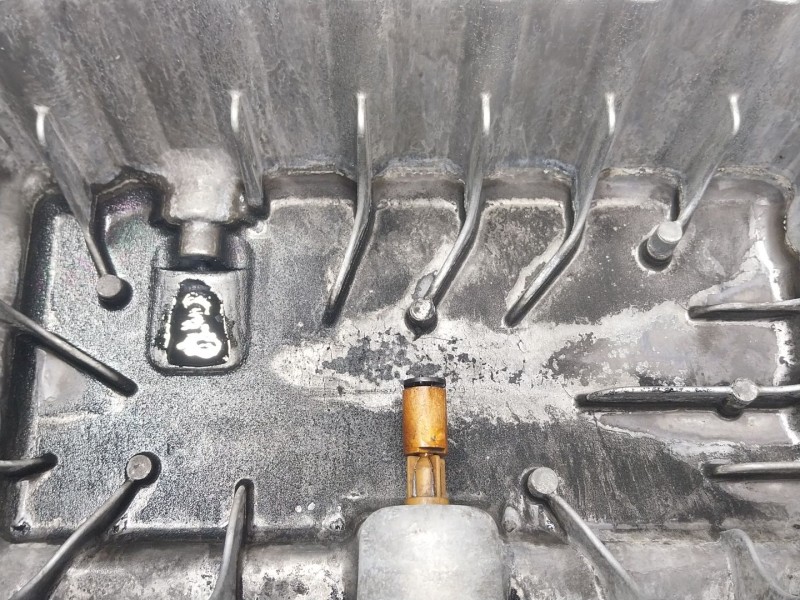 Recambio de carter para ssangyong korando (ck) 2.0 e-xdi referencia OEM IAM  A6710140102 