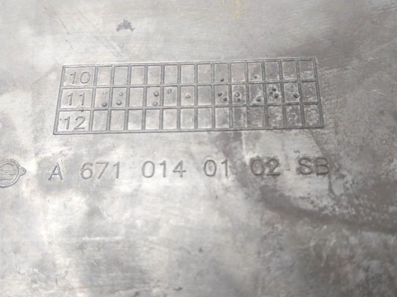 Recambio de carter para ssangyong korando (ck) 2.0 e-xdi referencia OEM IAM  A6710140102 