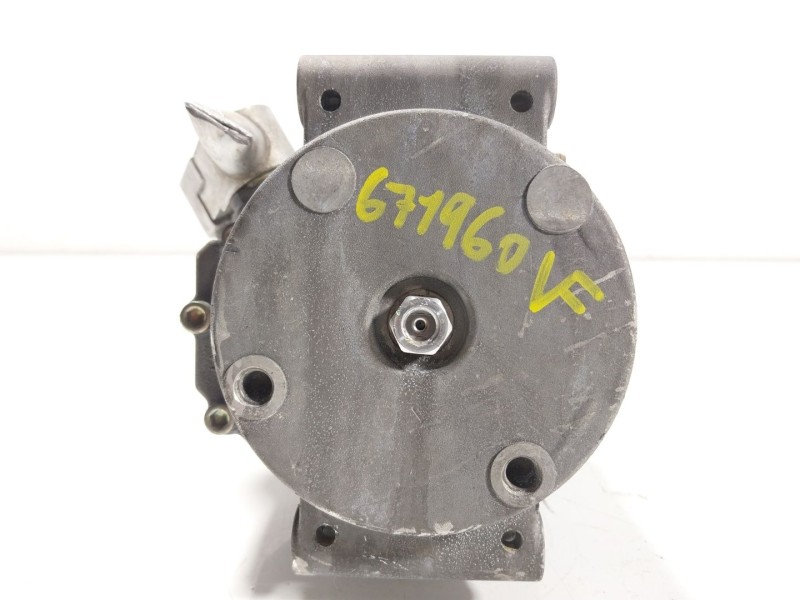 Recambio de compresor aire acondicionado para ssangyong rodius rodius aj/ad2l/ata21 referencia OEM IAM  6711303211 