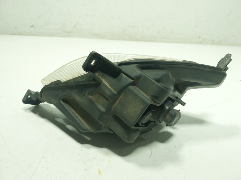 Recambio de faro antiniebla derecho para ssangyong korando (ck) 2.0 e-xdi referencia OEM IAM   