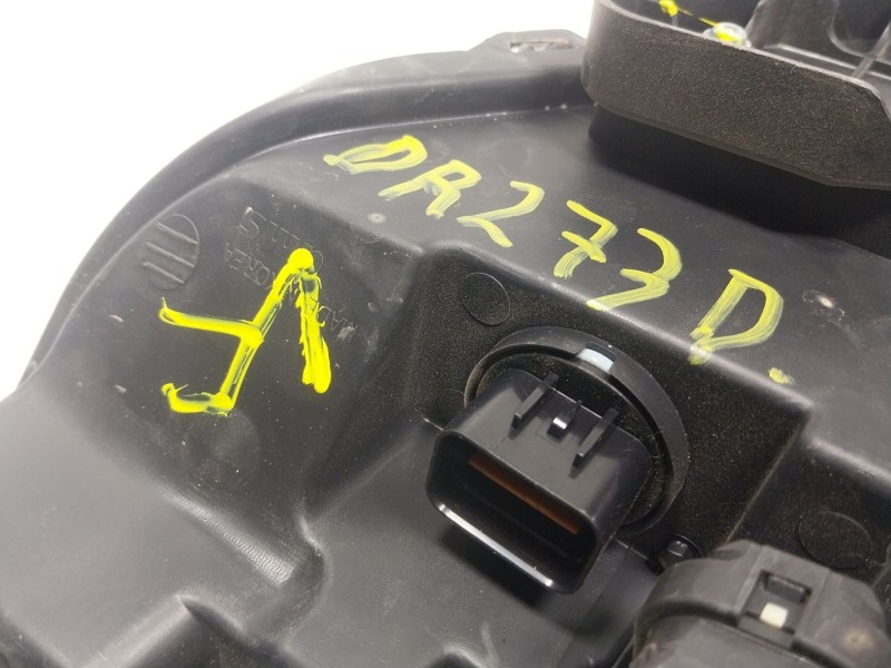 Recambio de faro derecho para ssangyong korando (ck) 2.2 xdi referencia OEM IAM  2990882 