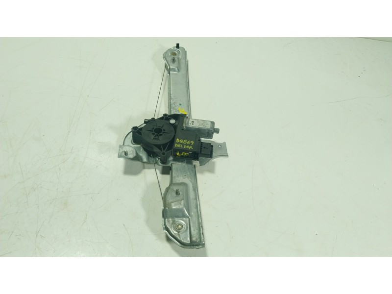 Recambio de elevalunas delantero derecho para citroën c3 iii (sx) 1.5 bluehdi 100 (sxyhyp, sxyhtu) referencia OEM IAM 9812081580