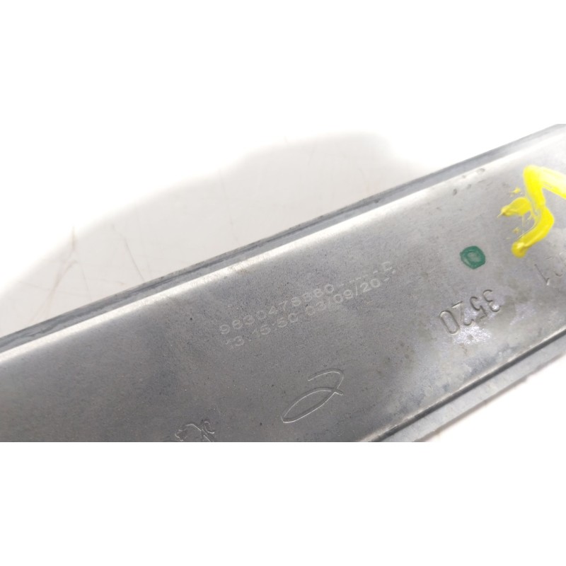 Recambio de elevalunas delantero derecho para citroën c3 iii (sx) 1.5 bluehdi 100 (sxyhyp, sxyhtu) referencia OEM IAM 9812081580