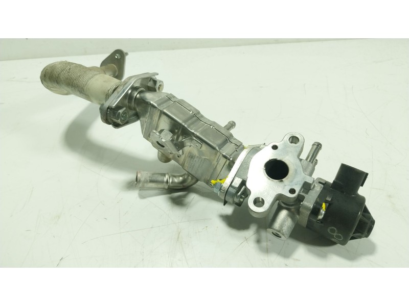Recambio de valvula egr para toyota yaris (_p13_) 1.5 (nsp131_) referencia OEM IAM 2562047030 2568047012 