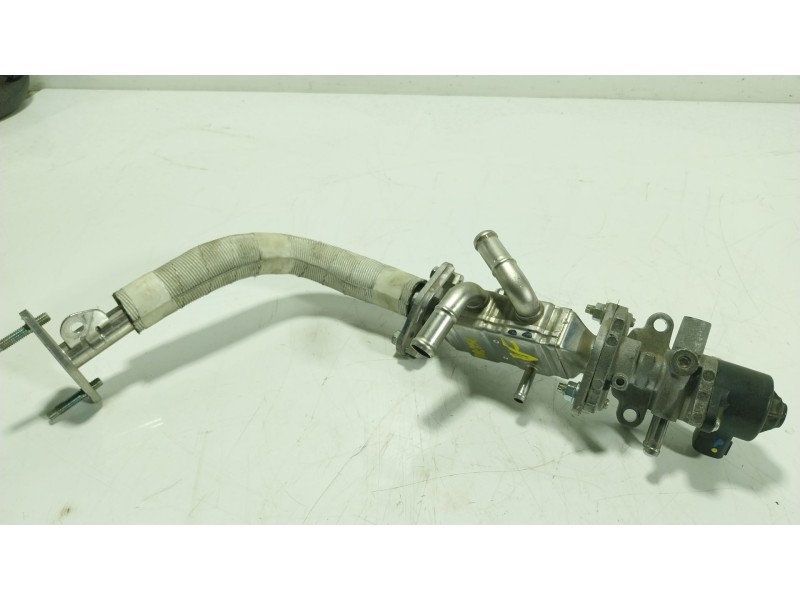 Recambio de valvula egr para toyota yaris (_p13_) 1.5 (nsp131_) referencia OEM IAM 2562047030 2568047012 