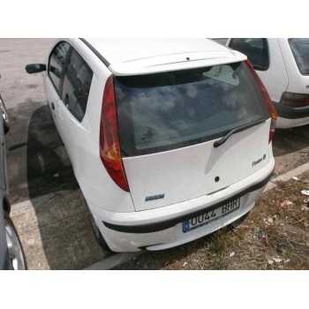 FIAT PUNTO BERLINA (188)