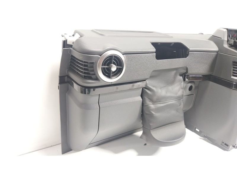 Recambio de salpicadero para ineos grenadier todo terreno, cerrada 3.0 ti 4x4 (geb) referencia OEM IAM  6QHH256P0414 