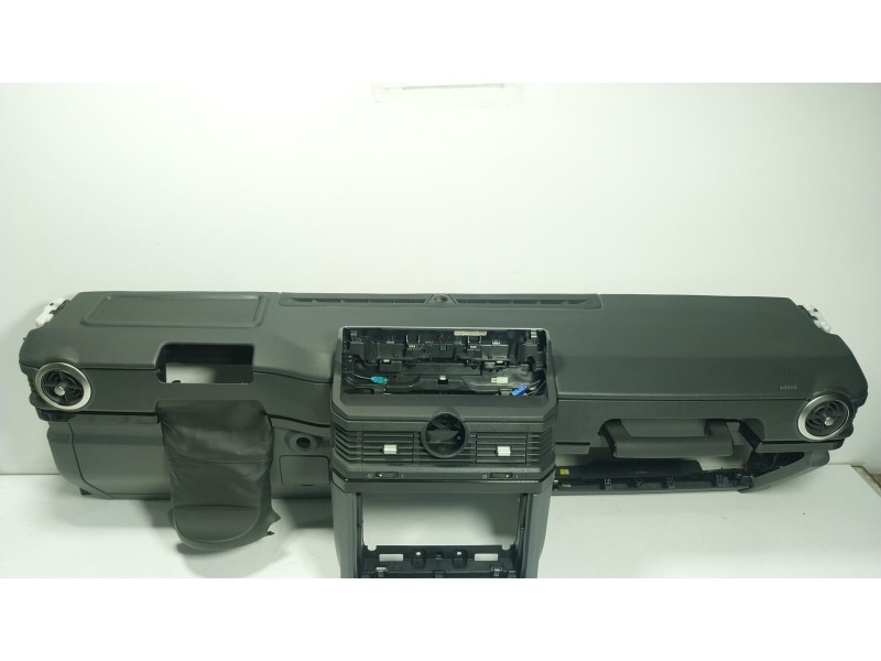 Recambio de salpicadero para ineos grenadier todo terreno, cerrada 3.0 ti 4x4 (geb) referencia OEM IAM  6QHH256P0414 