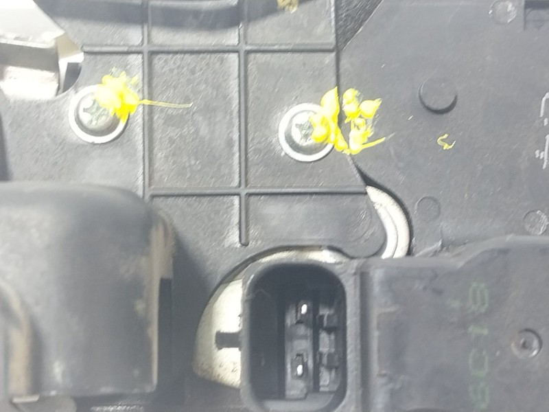 Recambio de cerradura puerta trasera derecha para ssangyong korando (ck) 2.2 xdi referencia OEM IAM   