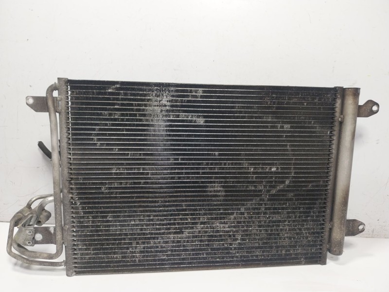 Recambio de condensador aire acondicionado para volkswagen golf vi (5k1) 1.6 tdi referencia OEM IAM 1K0820411AC 1K0820411N 