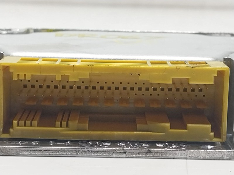 Recambio de centralita airbag para ssangyong korando (ck) 2.0 e-xdi referencia OEM IAM  8625034180 