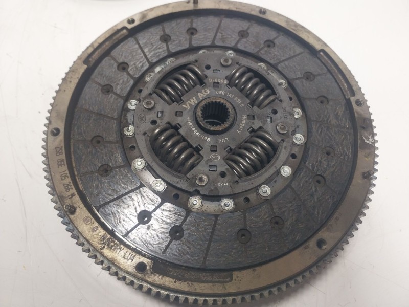 Recambio de kit embrague para volkswagen tiguan (ad1, ax1) 1.5 tsi referencia OEM IAM 05E141015E 05E141031E 