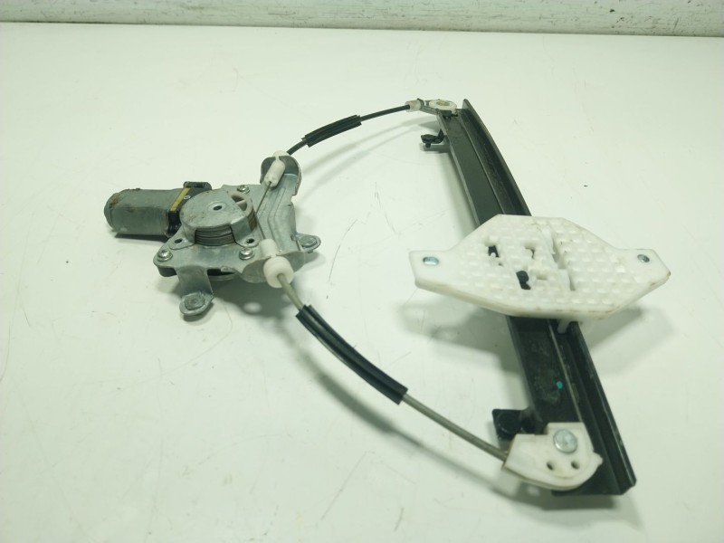 Recambio de elevalunas trasero izquierdo para ssangyong korando (ck) 2.0 e-xdi referencia OEM IAM   