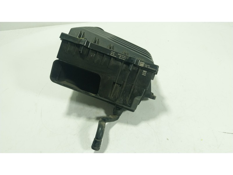 Recambio de filtro aire para seat tarraco (kn2) 2.0 tdi referencia OEM IAM 5QF129607A 5QF129601A 