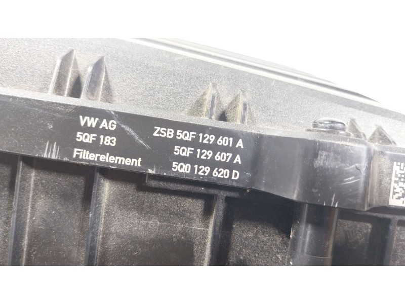 Recambio de filtro aire para seat tarraco (kn2) 2.0 tdi referencia OEM IAM 5QF129607A 5QF129601A 