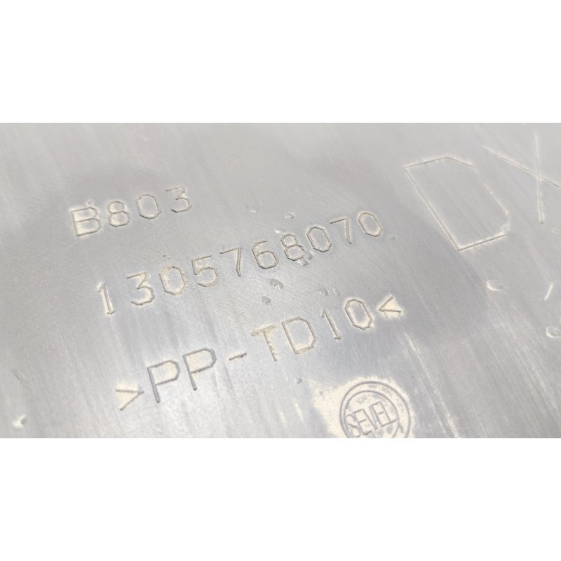 Recambio de puntera paragolpes trasera derecha para peugeot boxer furgoneta 2.2 hdi 110 referencia OEM IAM 8547AQ 1305768070 