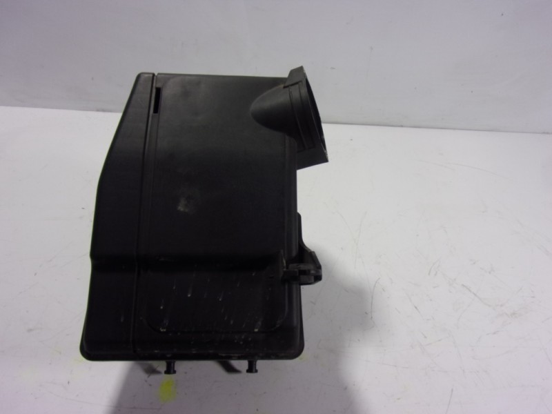 Recambio de filtro aire para ssangyong korando premium 4x2 referencia OEM IAM   