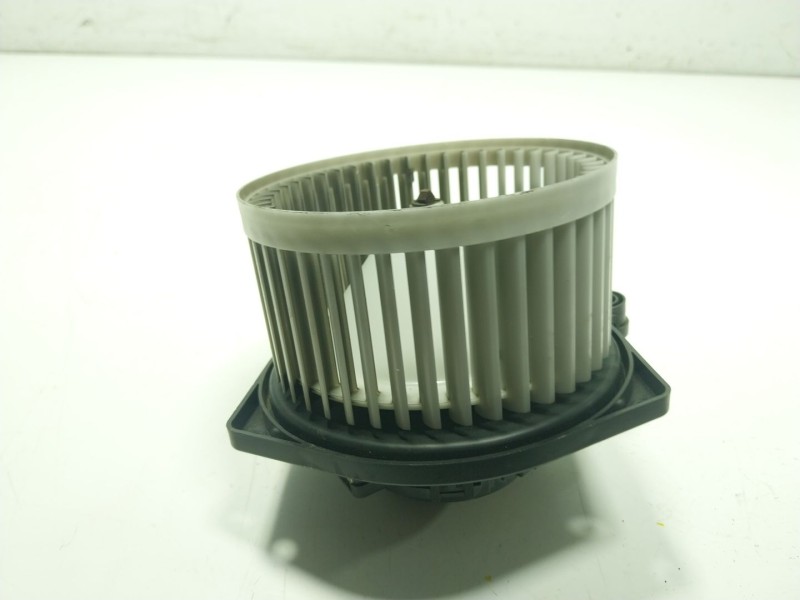 Recambio de motor calefaccion para ssangyong korando (ck) 2.0 e-xdi referencia OEM IAM  111202 